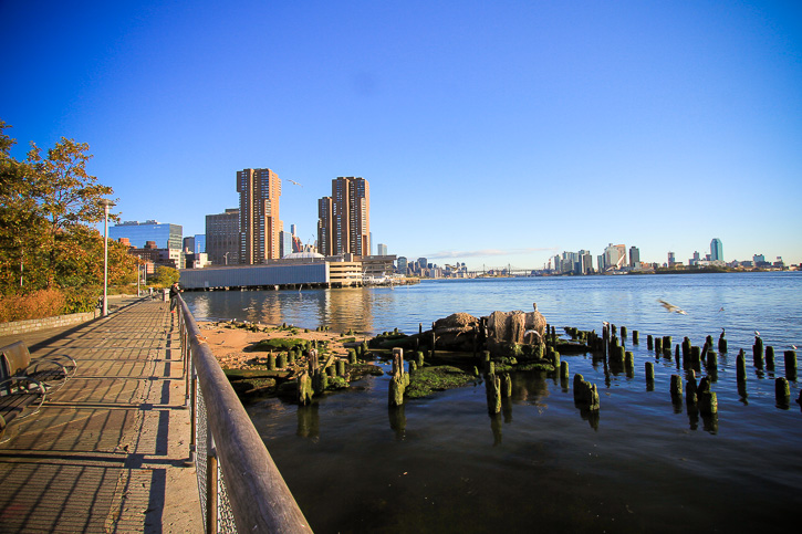 Manhattan Waterfront Greenway I @SatuVW I Destination Unknown