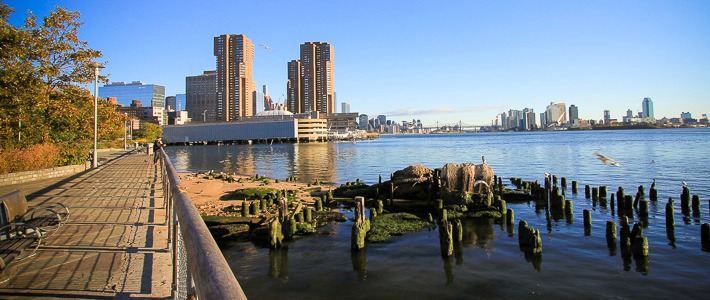 Manhattan Waterfront Greenway I @SatuVW I Destination Unknown